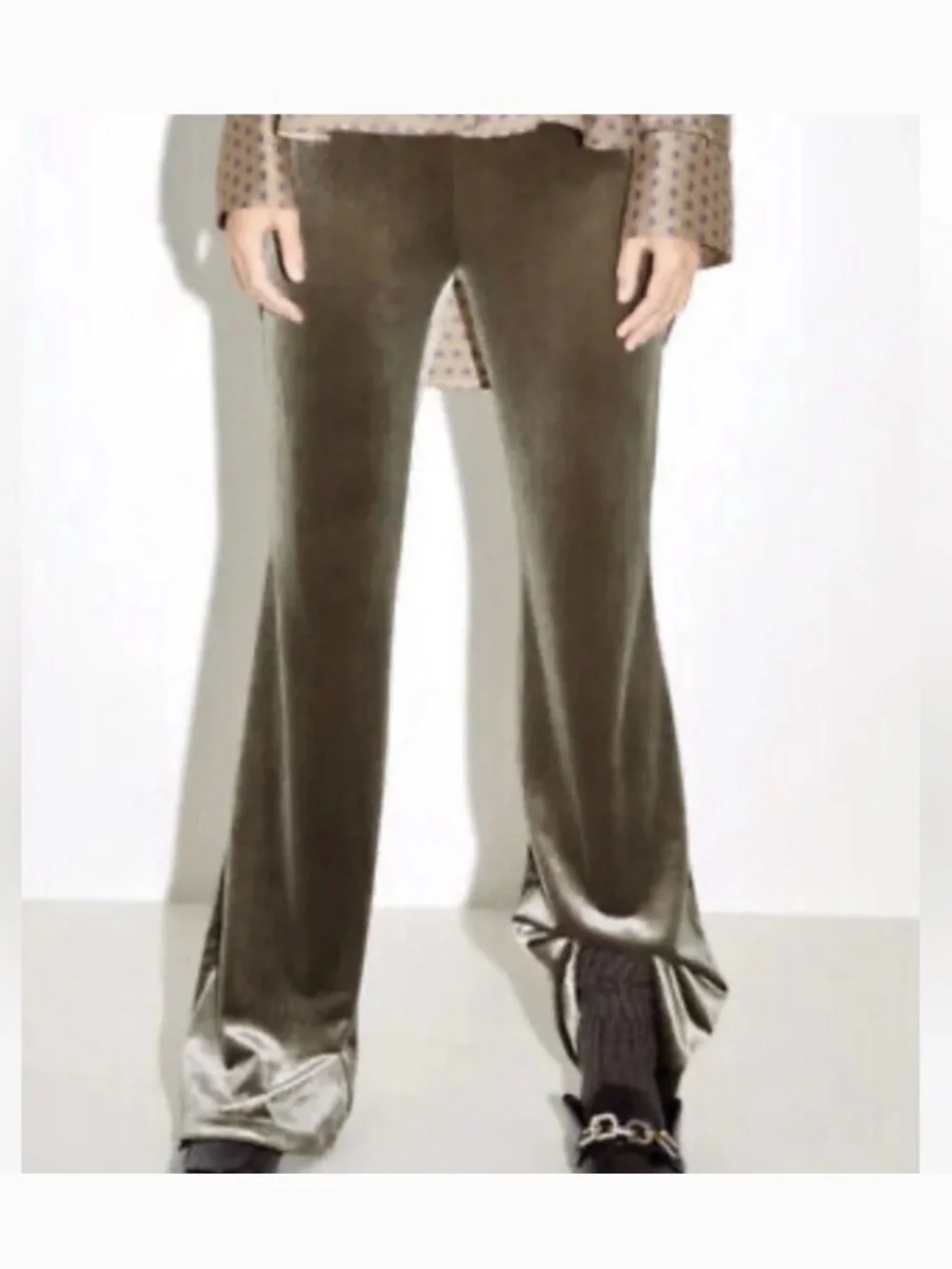 Zara Brown Velvet/ Velour Pants | Size XS